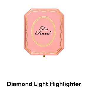 Diamond Light Highlighter in Fancy Pink Diamond